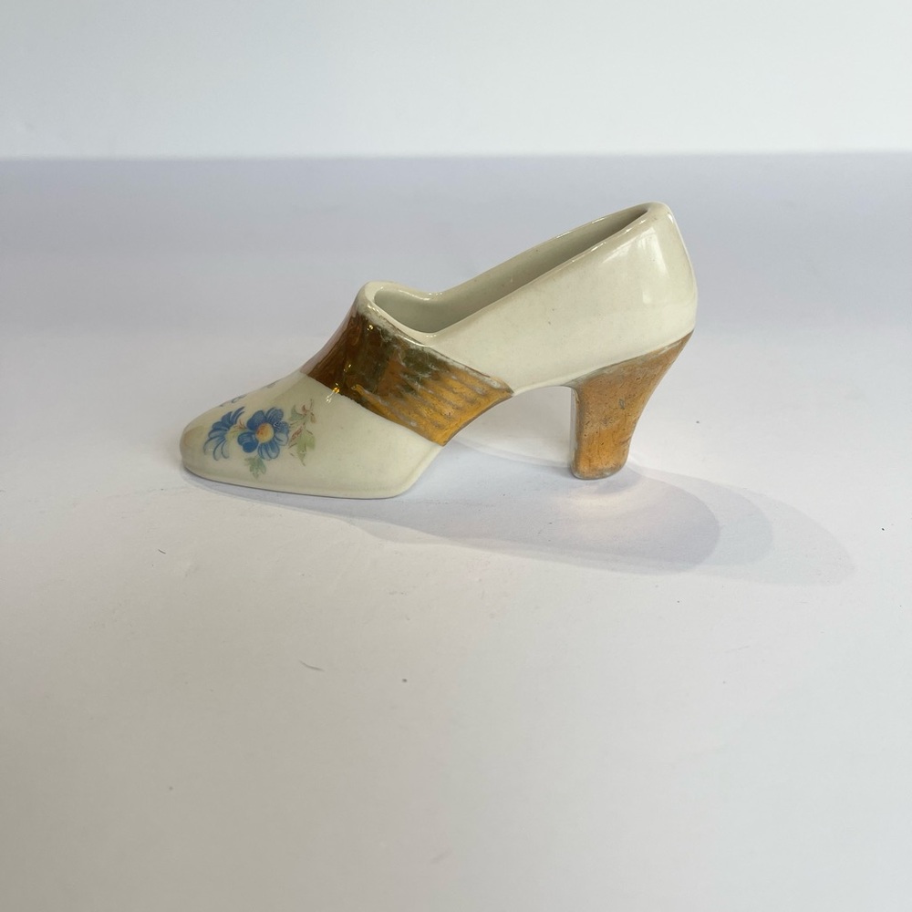 Vintage Porcelain Floral Ceramic Shoe Figurine Gold Trim Decor Japan